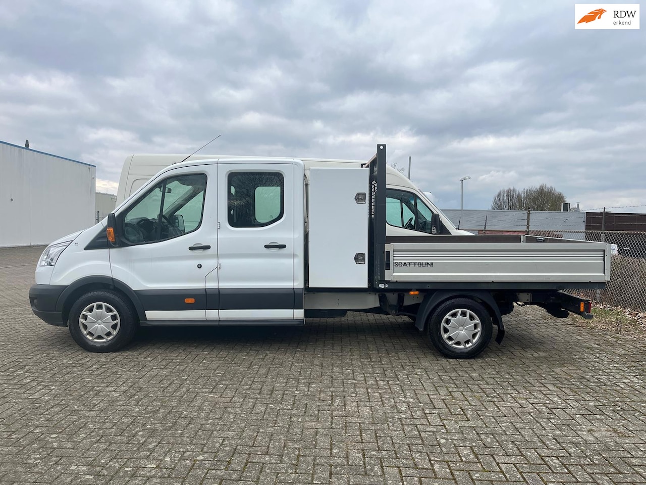 Ford Transit - 350 2.0 TDCI L4H1 DC 6 Zitplaatsen Pick-Up - Trekhaak - AutoWereld.nl