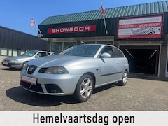 Seat Ibiza - 1.4-16V Trendstyle. Wegens inruil verkregen, zo weer weg en geen apk