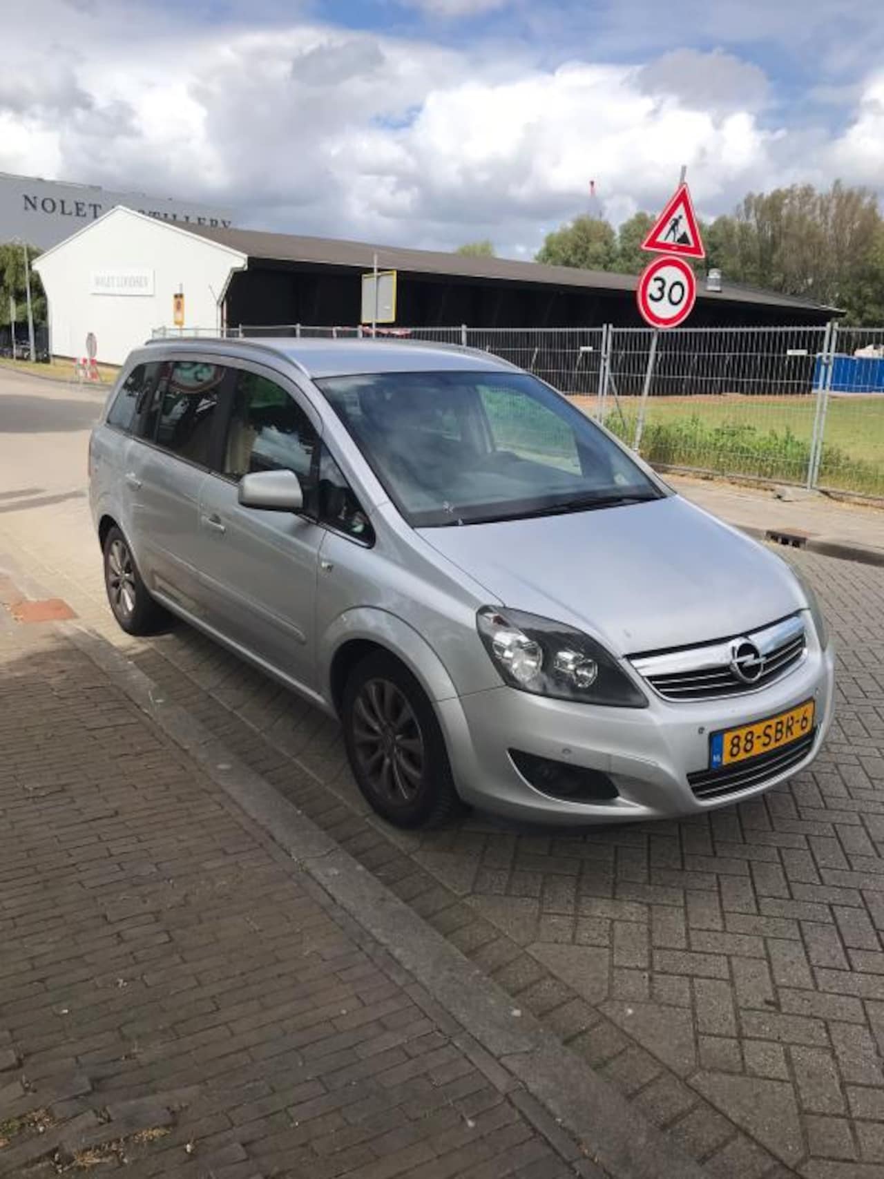 Opel Zafira - 1.8 111 years Edition 1.8 111 years Edition - AutoWereld.nl