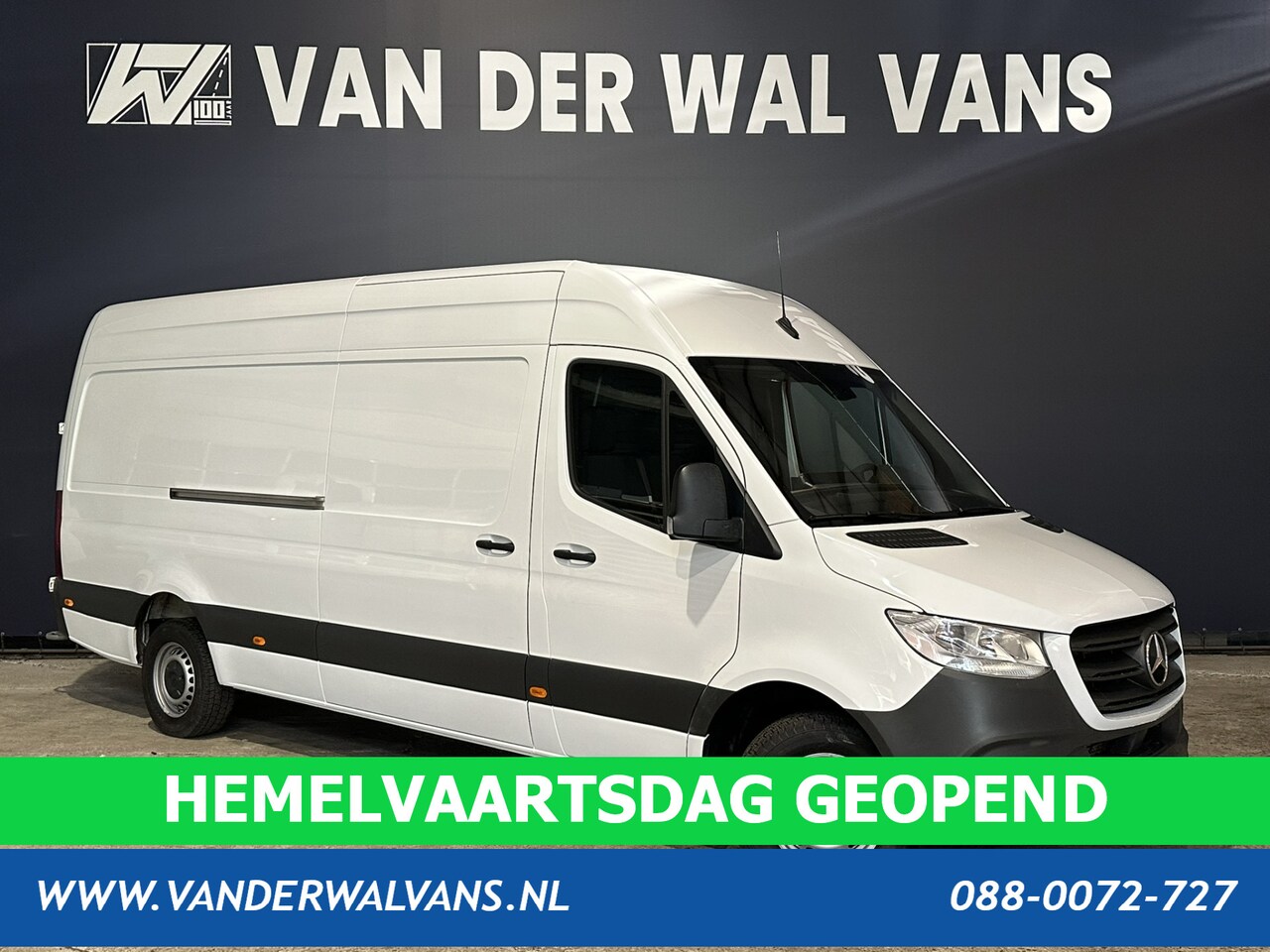 Mercedes-Benz Sprinter - 317 CDI 170pk L3H2 Euro6 Airco | Navigatie | Camera | Apple Carplay | Android Auto Chauffe - AutoWereld.nl