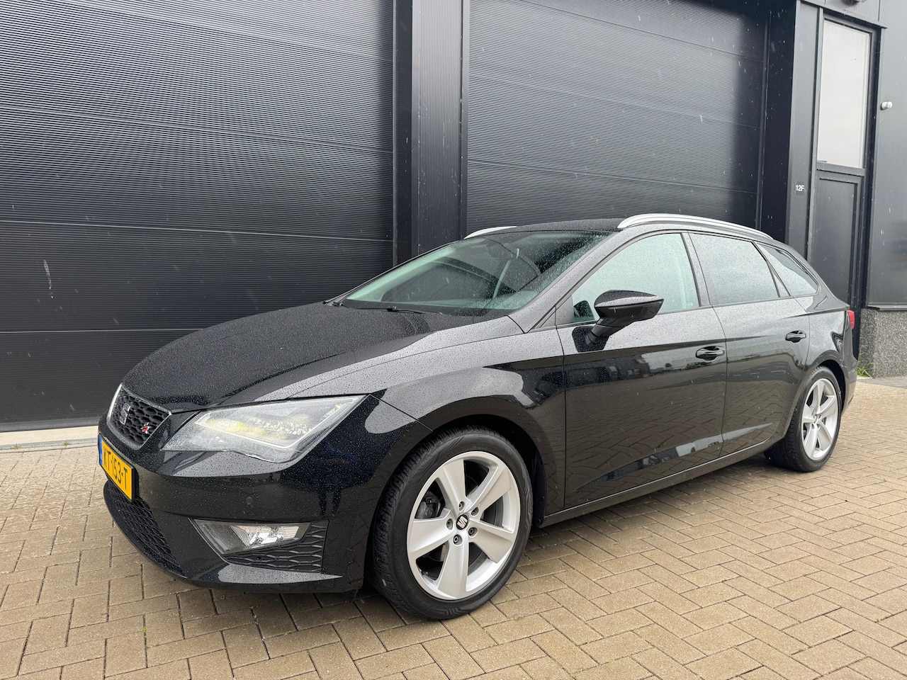 Seat Leon ST - 1.4 EcoTSI FR Connect - AutoWereld.nl