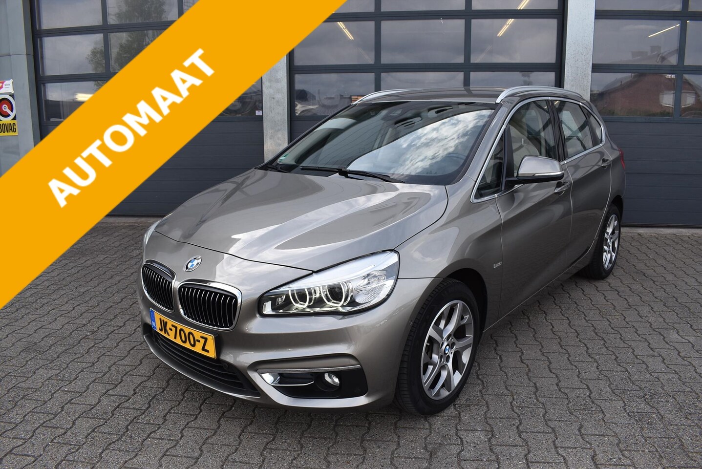 BMW 2-serie Active Tourer - (f45) 220i 192pk High Executive - AutoWereld.nl