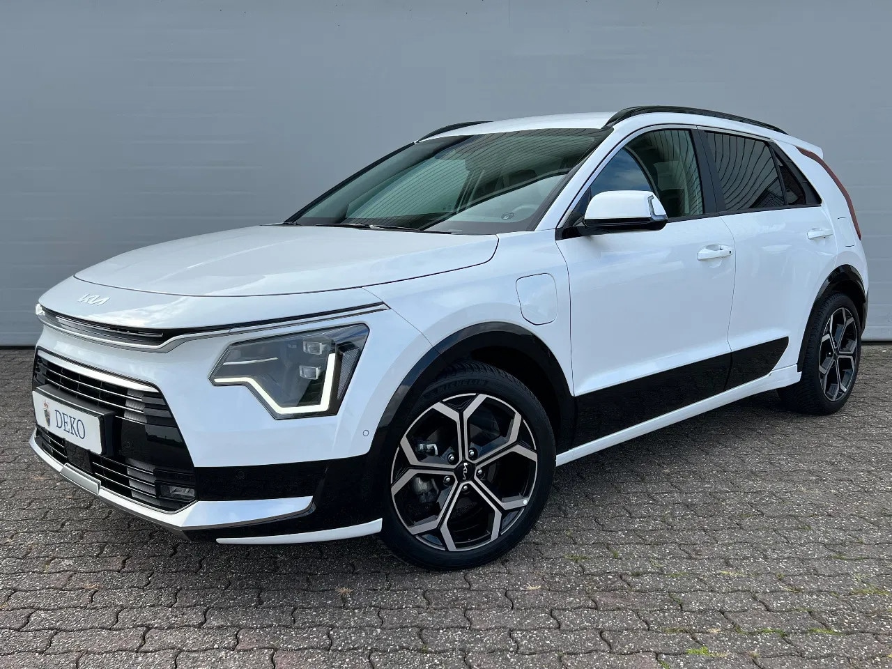 Kia Niro - 1.6 GDi PHEV ExecutiveLine 1.6 GDI PHEV Executive line - AutoWereld.nl