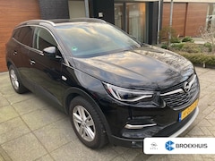 Opel Grandland X - 1.6 TURBO 180PK INNOVATION NAVI / LED / CLIMA / PDC / 18"LMV / CAMERA / LEDER / WINTERPAKK