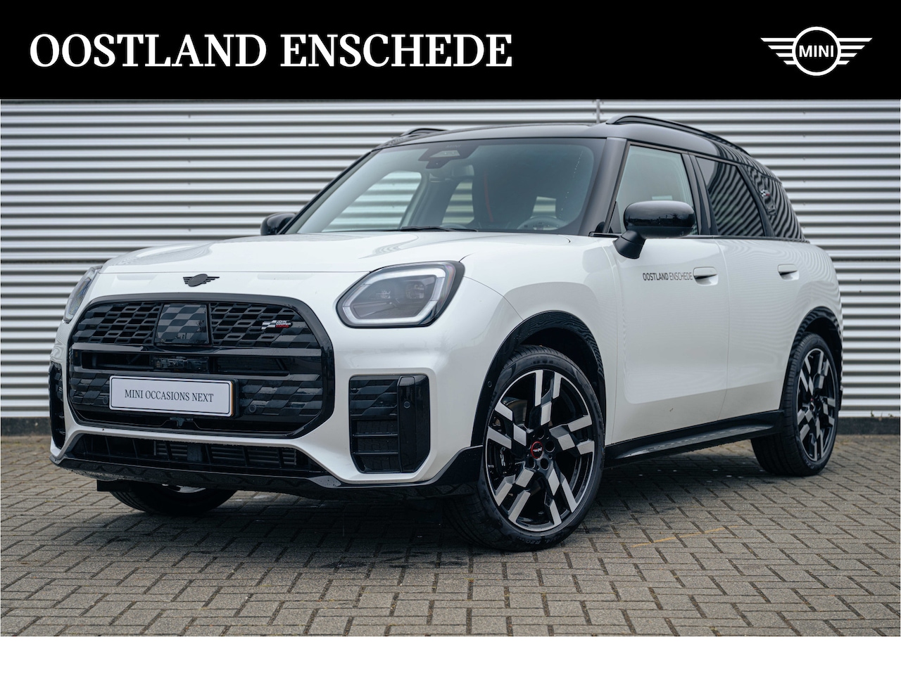MINI Countryman - C Automaat / John Cooper Works / Pakket L / 20" JCW Flag Spoke 2-tone - AutoWereld.nl