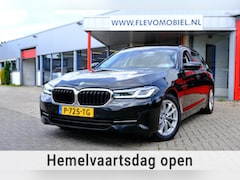 BMW 5-serie Touring - 530d 286pk xDrive Edition Plus Aut.Navi|Laser|Lightlight|Clima|Sportstoelen