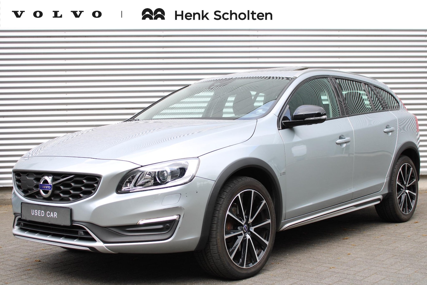Volvo V60 Cross Country - T5 Automaat Polar+ |Park Assist Camera Achter | Veiligheidsnet | Automatisch Dimmende Binn - AutoWereld.nl