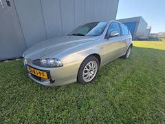 Alfa Romeo 147 - 1.6 T.Spark Distinctive