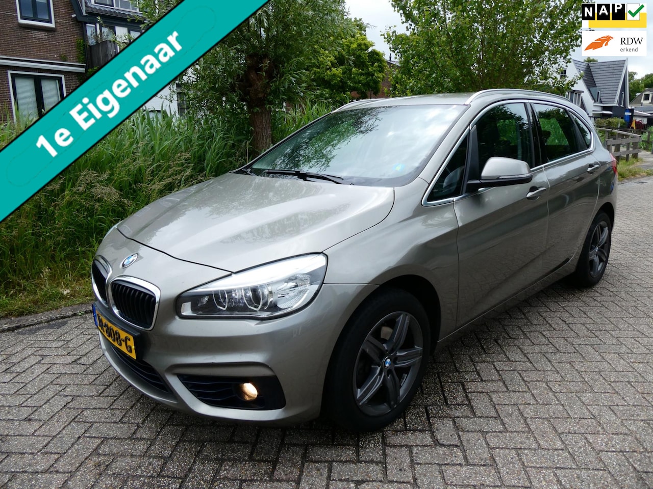 BMW 2-serie Active Tourer - 218i 136pk 1e eig. Exe Automaat Navi Trekhaak 1300kg. - AutoWereld.nl