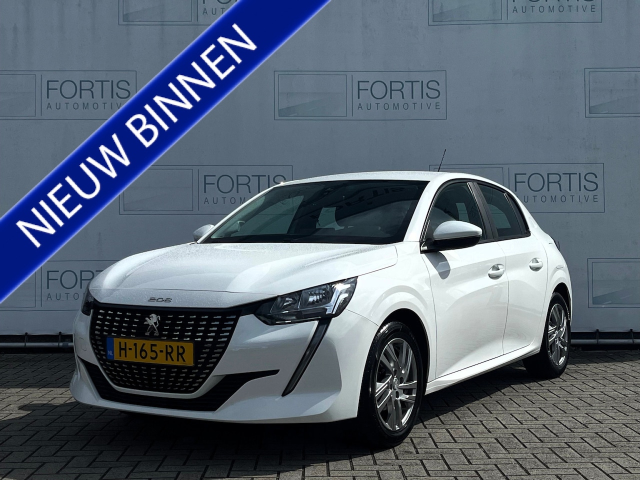 Peugeot 208 - 1.2 PureTech Blue Lease Active NL AUTO | VELGEN | CAMERA | NAVI | - AutoWereld.nl