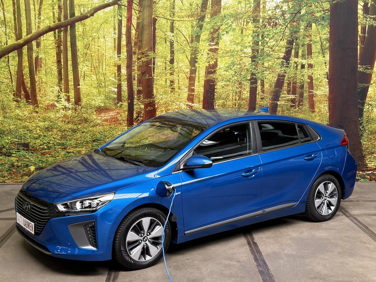 Hyundai IONIQ - 1.6 GDi PHEV Comfort Plug In Hybrid Automaat Navi Camera DAB Infinity Sound Keyless LED Ap - AutoWereld.nl