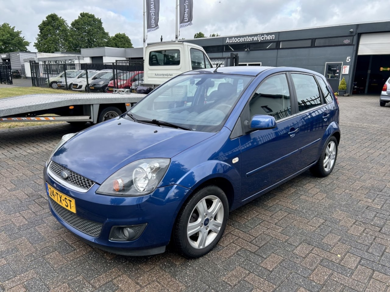 Ford Fiesta - 1.4-16V Futura - Nette Auto - AutoWereld.nl