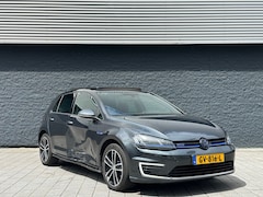 Volkswagen Golf - 1.4 TSI GTE Panorama/Automaat/Led/Xenon/Dealer onderhouden