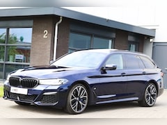 BMW 5-serie Touring - 540i xDrive M Sport NP. € 122K Laser Pano 20 inch
