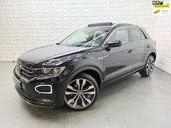 Volkswagen T-Roc - 1.5 TSI 2x R LINE VIRTUAL PANO CAMERA ACC