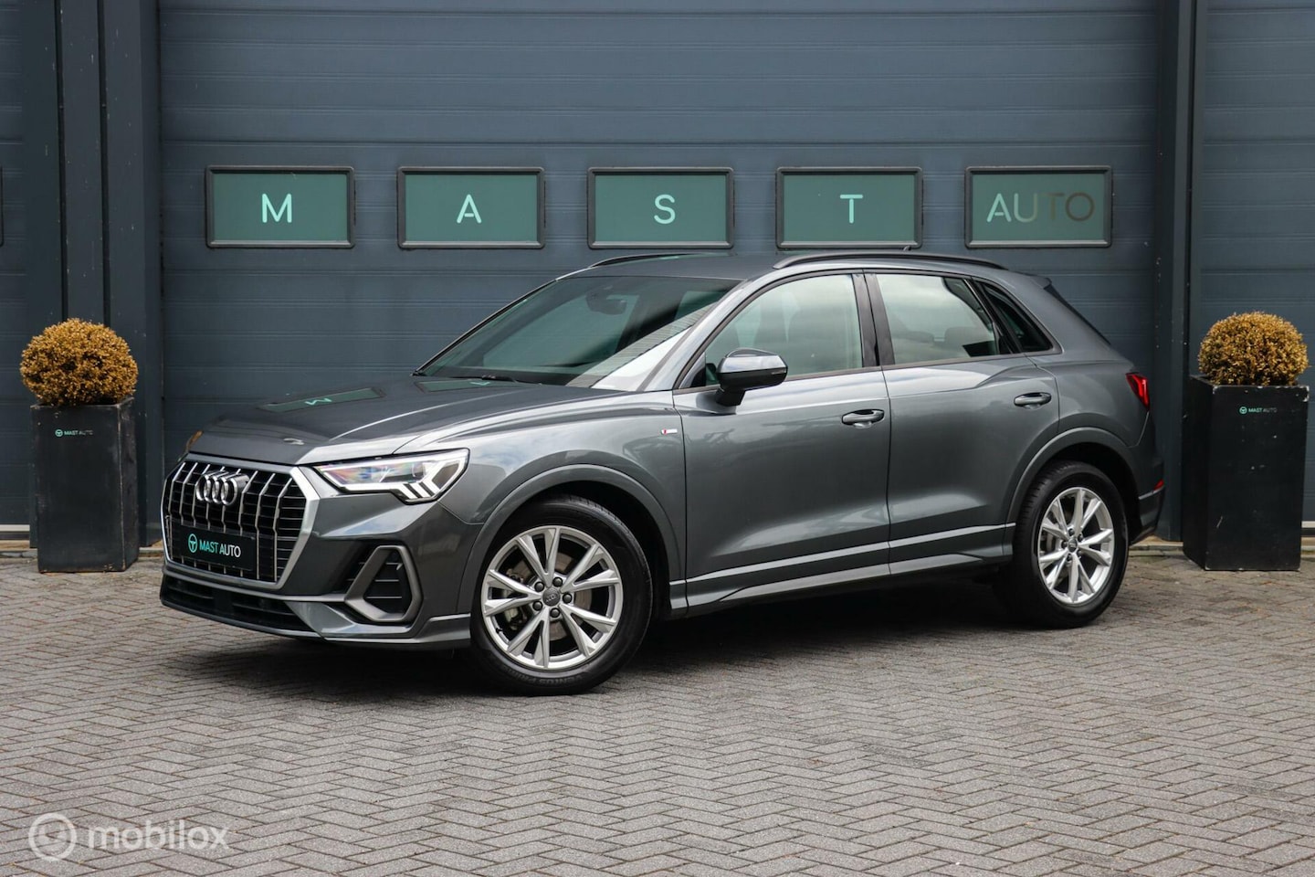 Audi Q3 - 35 TFSI 2x S-Line |NAP|Aut|LED|Trekhaak|Virtual| - AutoWereld.nl