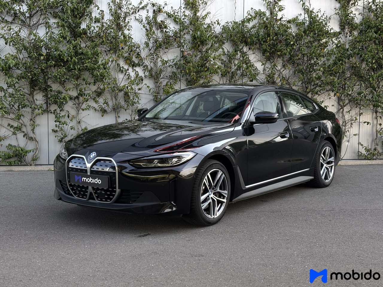 BMW i4 - eDrive40 | High Executive 84 kWh | Elektrische trekhaak | - AutoWereld.nl