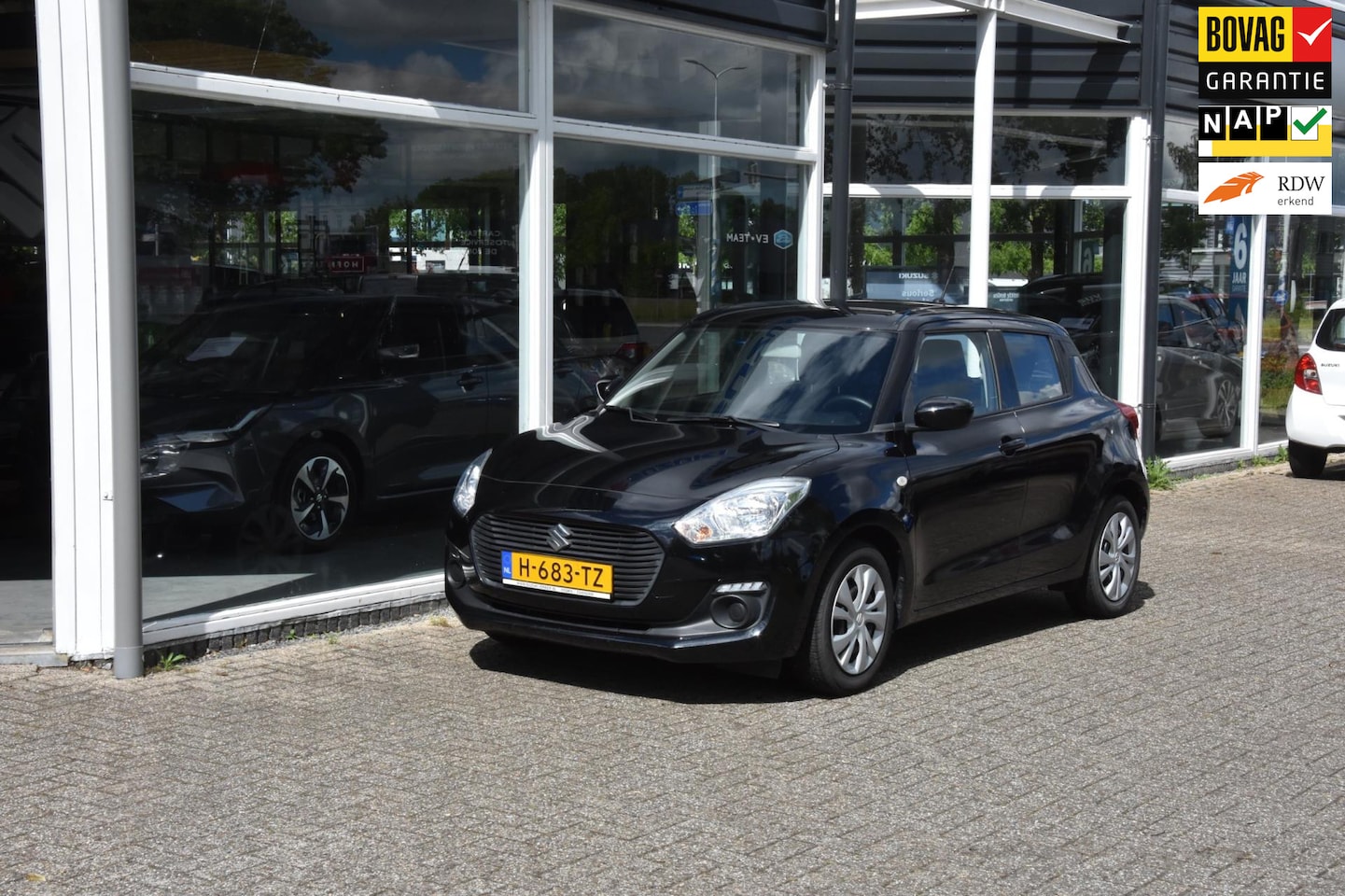 Suzuki Swift - 1.2 Comfort Smart Hybrid 1.2 Comfort Smart Hybrid - AutoWereld.nl