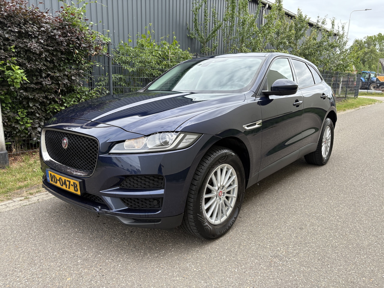 Jaguar F-Pace - 2.0 Portfolio 20d / AUTOMAAT / NAVI / CRUISE / MEREDIAN - AutoWereld.nl