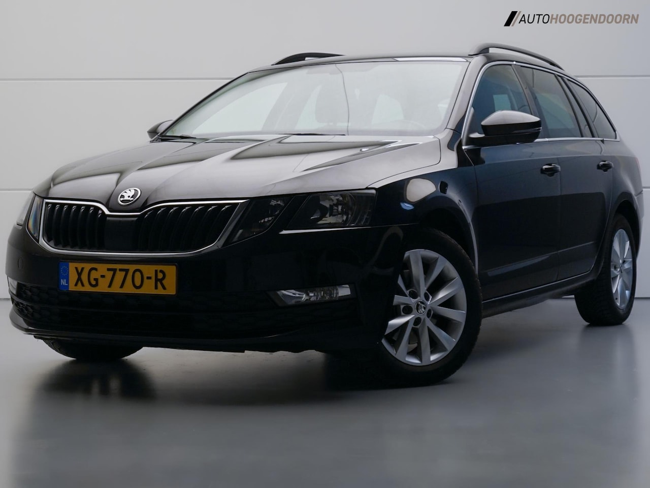 Skoda Octavia Combi - 1.0 TSI Greentech Ambition Business (AUTOMAAT,APPLE CARPLAY,LED VERLICHTING,PARKEERSENSOR, - AutoWereld.nl