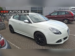 Alfa Romeo Giulietta - 1.4 T Distinctive airco LEER 2e eigenaar