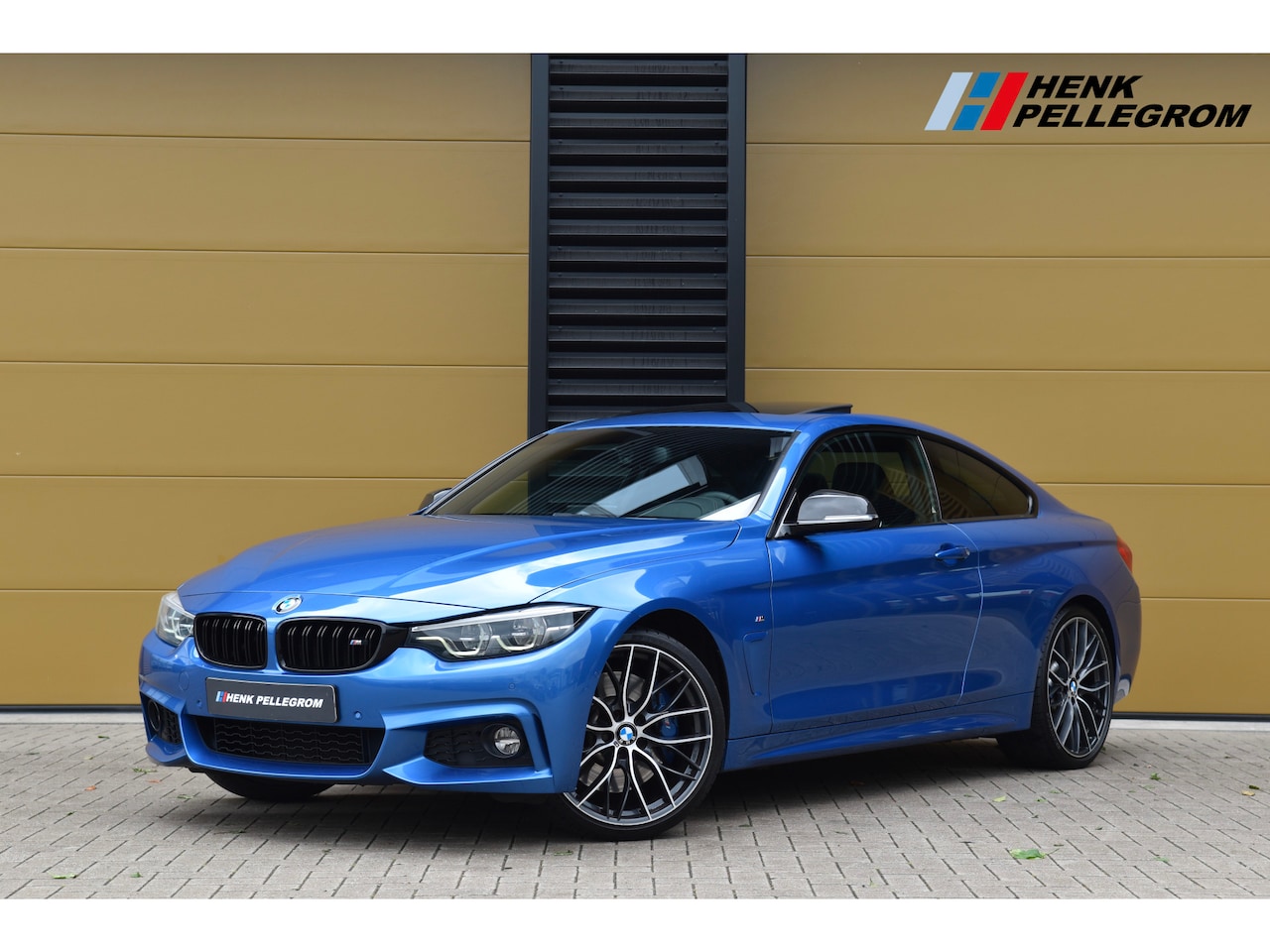 BMW 4-serie Coupé - 430i * M Sportpakket * Harman Kardon * Glasdak * Achteruitrijcamera * LED * DAB * Leder * - AutoWereld.nl