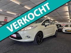 Ford Fiesta - 1.25 Ghia. 5-drs, BT/USB en netjes onderhouden