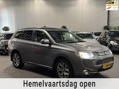 Mitsubishi Outlander - 2.0 PHEV Instyle Navi | Schuifdak | Leder | Cruise | Camera