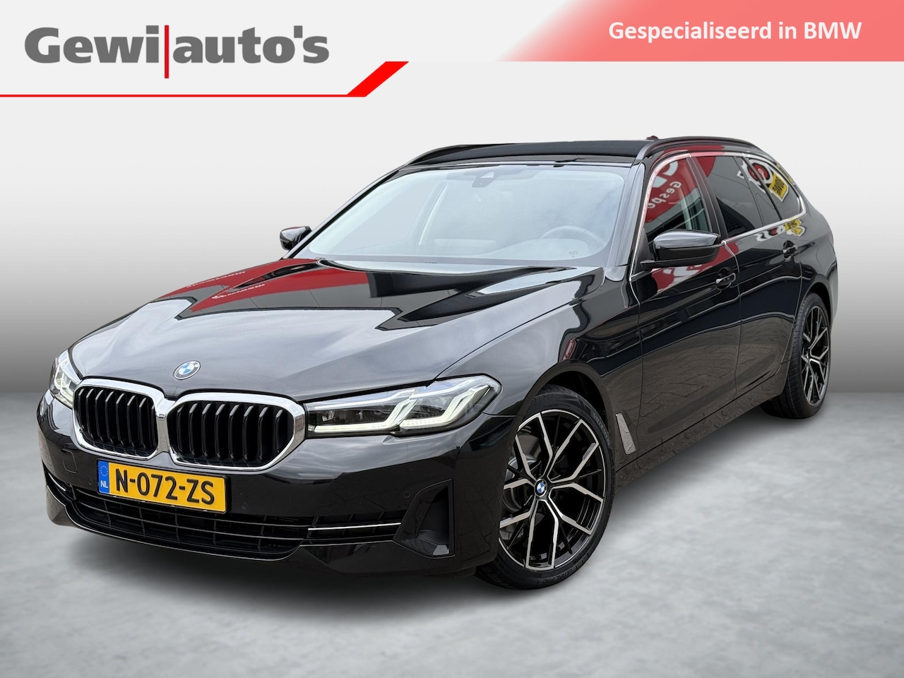 BMW 5-serie Touring - 520i High Executive Laser/Camera/Comfort - AutoWereld.nl