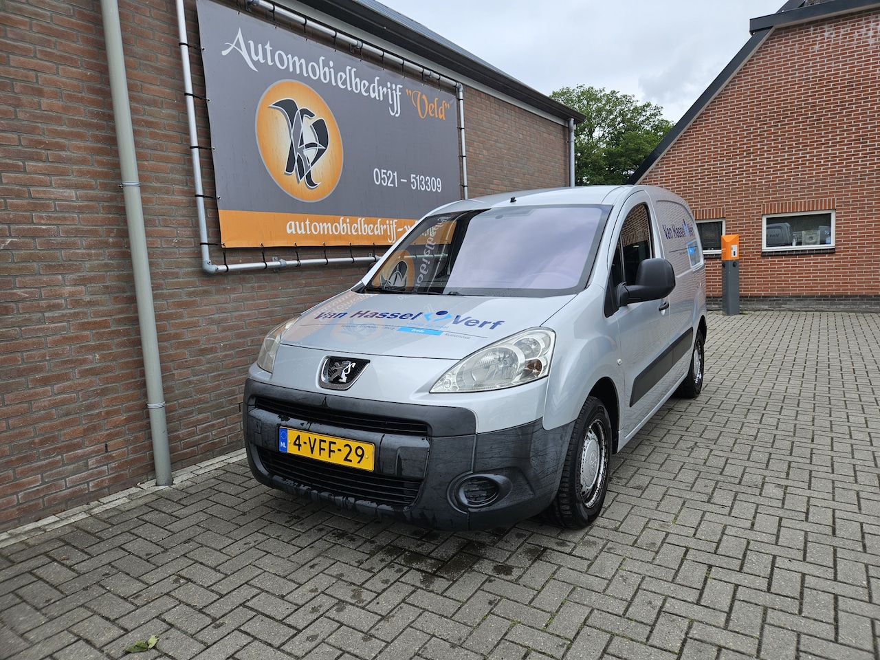 Peugeot Partner - 120 1.6 HDI L1 XR 120 1.6 HDI L1 XR - AutoWereld.nl