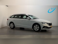 Skoda Octavia Combi - 1.0 e-TSI DSG Business Edition Virtual Cockpit Parkeersensoren DAB+