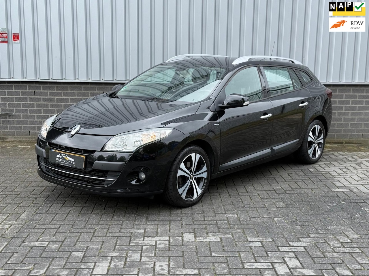 Renault Mégane Estate - 1.4 TCe BOSE 1.4 TCe Bose - AutoWereld.nl