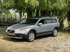 Volvo XC70 - 2.4 D5 Momentum Aut6