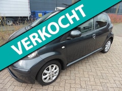 Toyota Aygo - 1.0-12V +