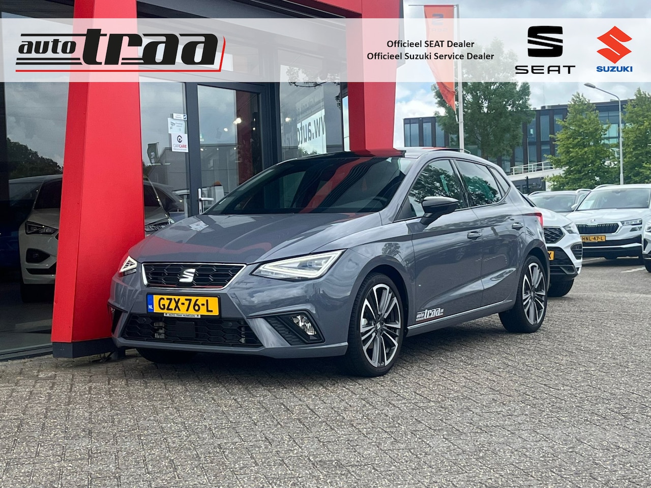 Seat Ibiza - 1.0 EcoTSI FR Anniversary / PANO. / FULL LED / 18'' LMV / PDC VOOR + ACHTER / - AutoWereld.nl