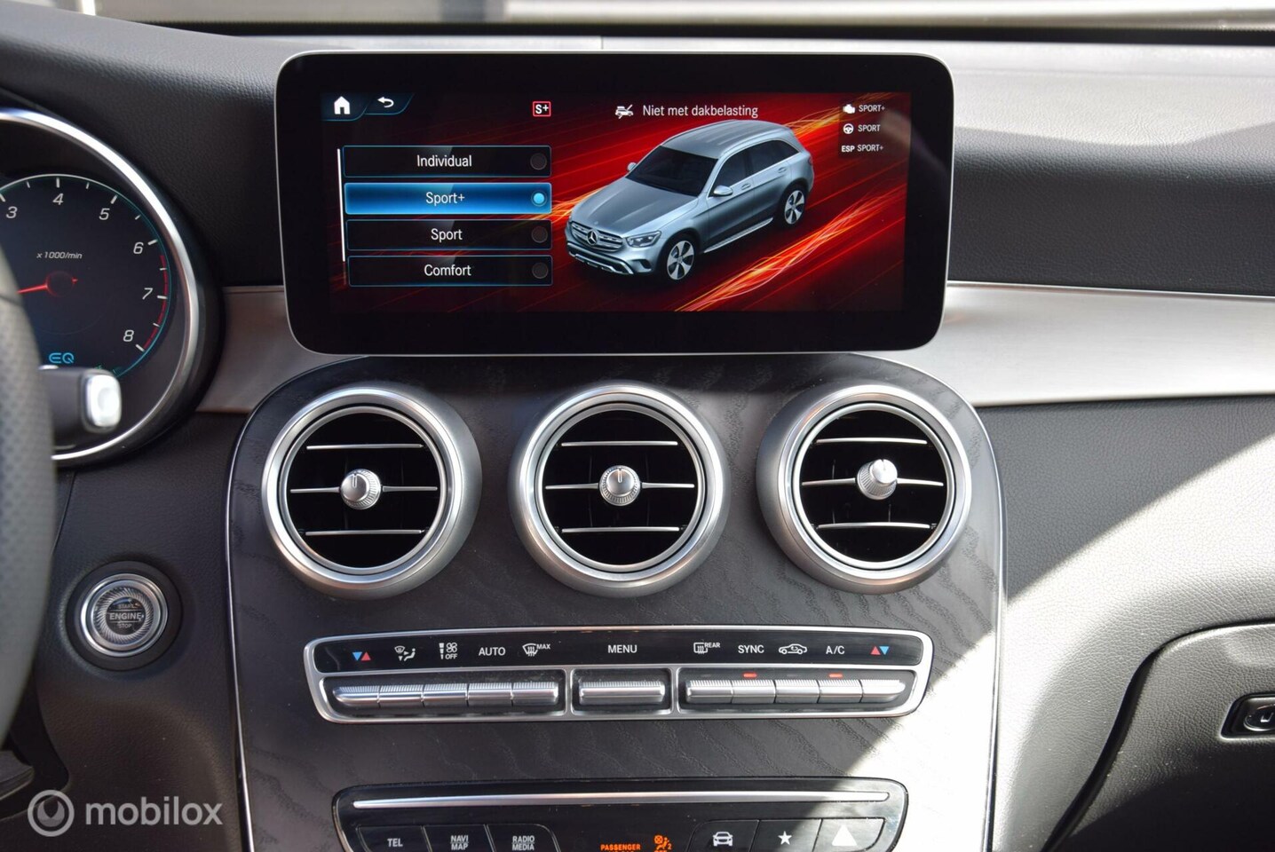 Mercedes-Benz GLC-klasse - 200 AMG Line Business Solution LED MBUX trekhaak wegklapbaar Cognac leder