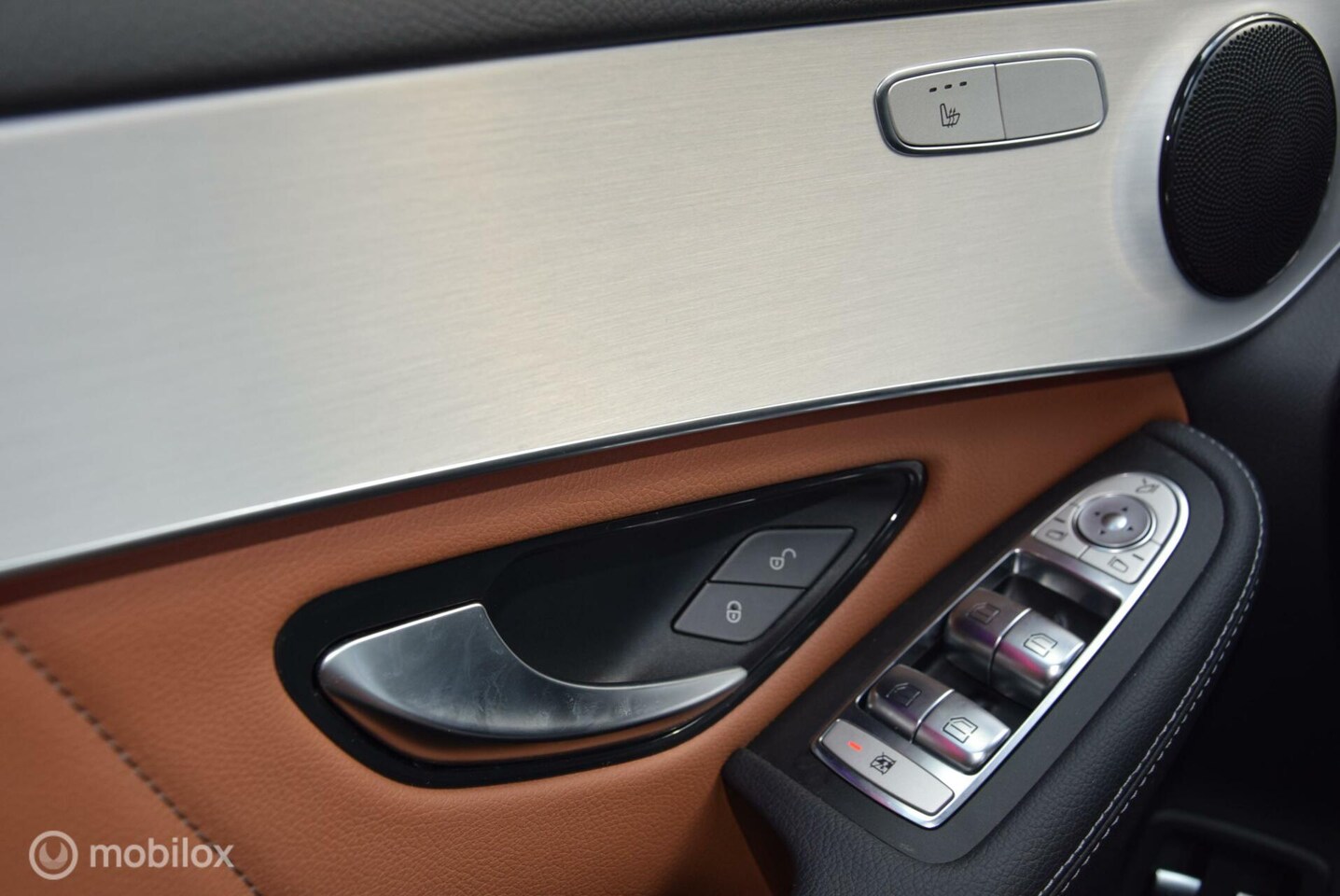 Mercedes-Benz GLC-klasse - 200 AMG Line Business Solution LED MBUX trekhaak wegklapbaar Cognac leder