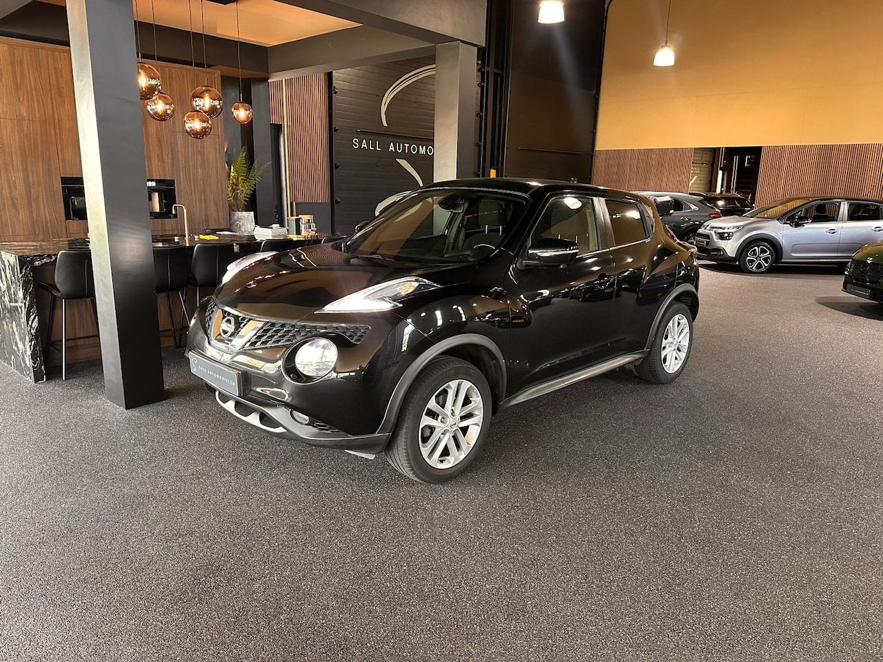 Nissan Juke - 1.6 N-Connecta Climaat/Navi/360 Camera/Stoelverwarming - AutoWereld.nl