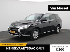 Mitsubishi Outlander - 2.4 PHEV Pure | Achteruitrijcamera | Parkeersensoren | Stoelverwarming | Climate Control |