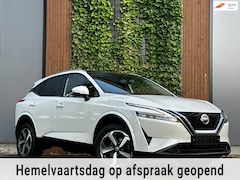 Nissan Qashqai - 1.3 MHEV Xtronic Premiere Edition
