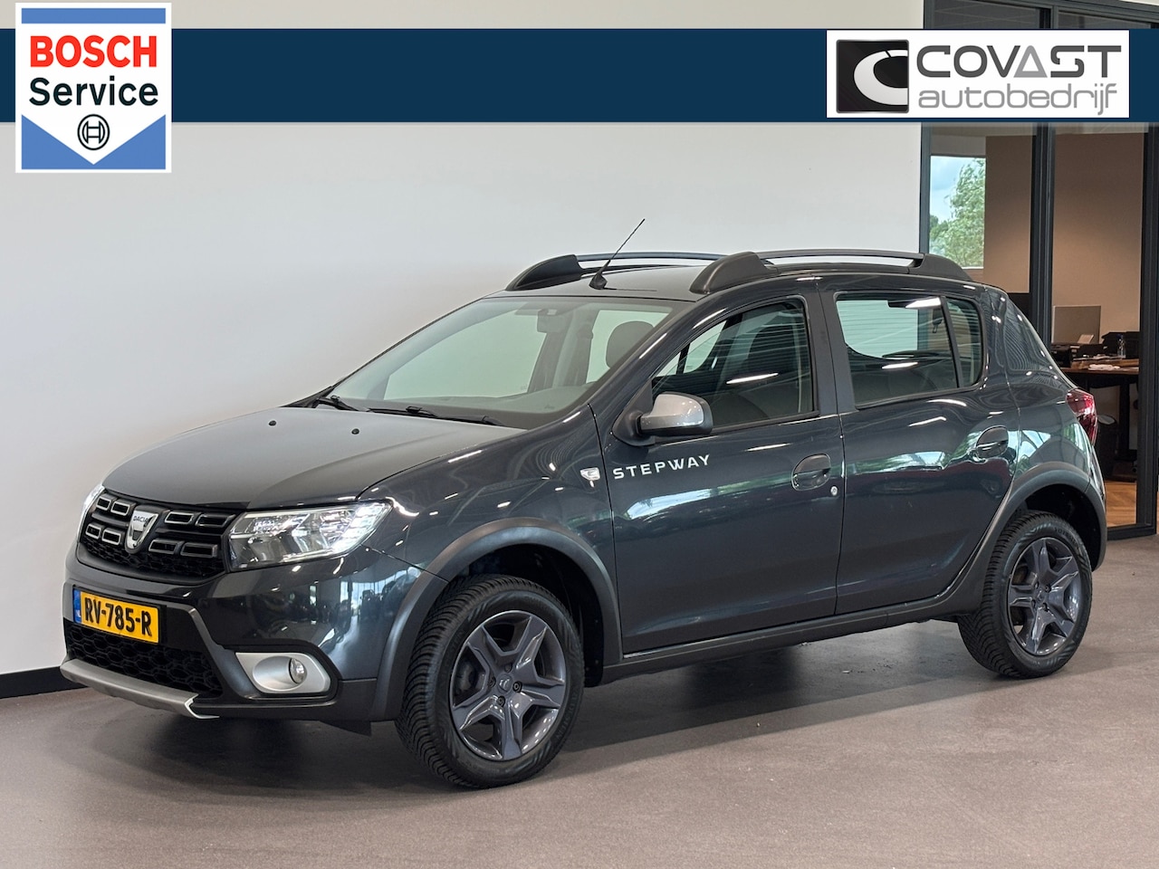 Dacia Sandero Stepway - 0.9 TCe SL Airco|Navigatie|Trekhaak|Parkeersens. - AutoWereld.nl