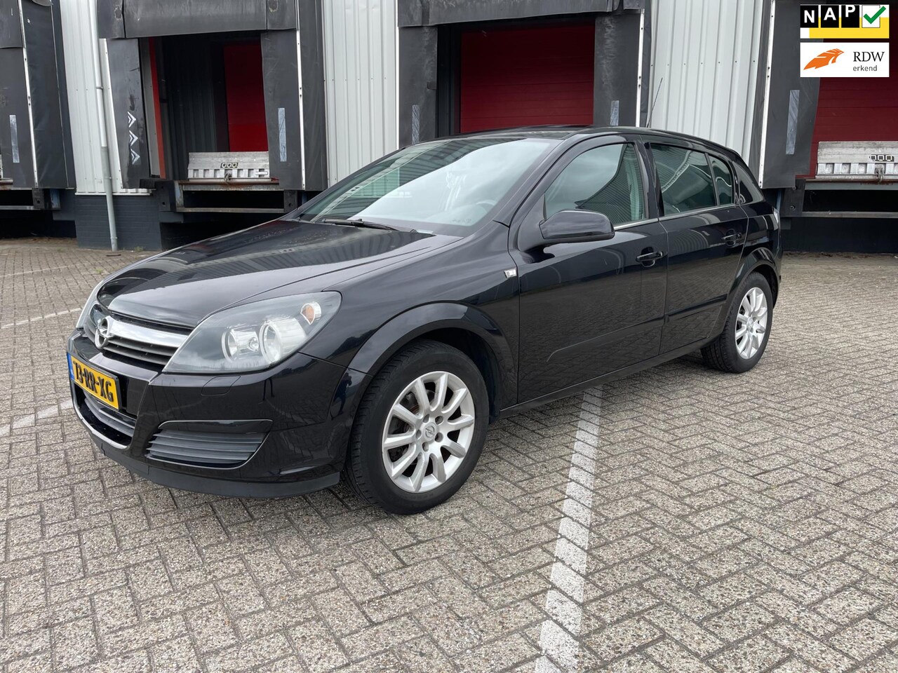 Opel Astra - 1.8 Elegance 1.8 Elegance NIEUWE APK! - AutoWereld.nl