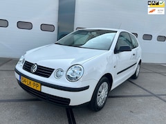 Volkswagen Polo - 1.4-16V Automaat