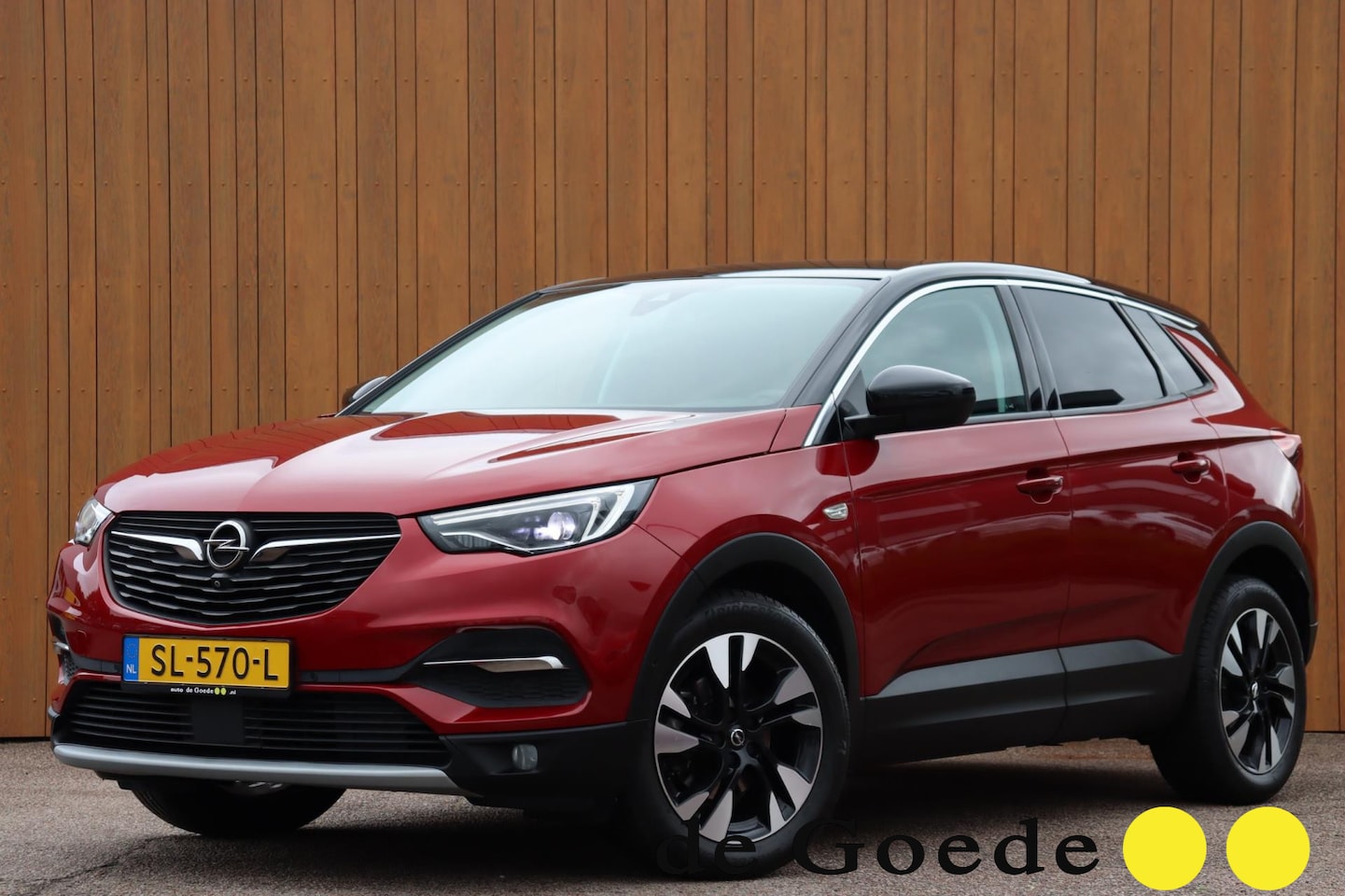 Opel Grandland X - 1.2 Turbo Innovation Org.NL Two-Tone Leer rondom camera - AutoWereld.nl