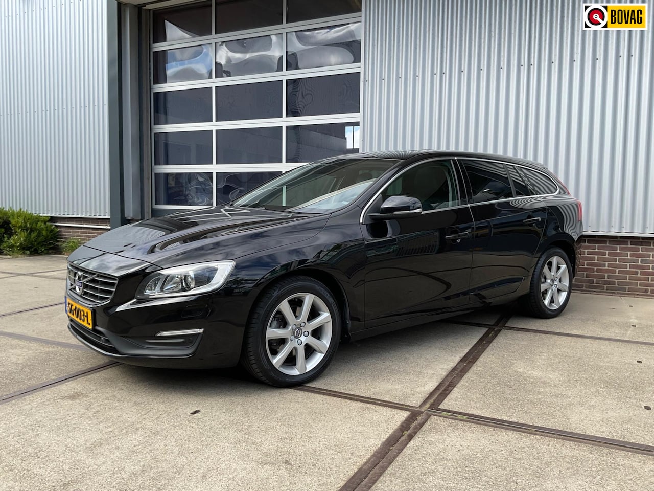 Volvo V60 - 1.5 T3 Polar 1.5 T3 Polar+ - AutoWereld.nl