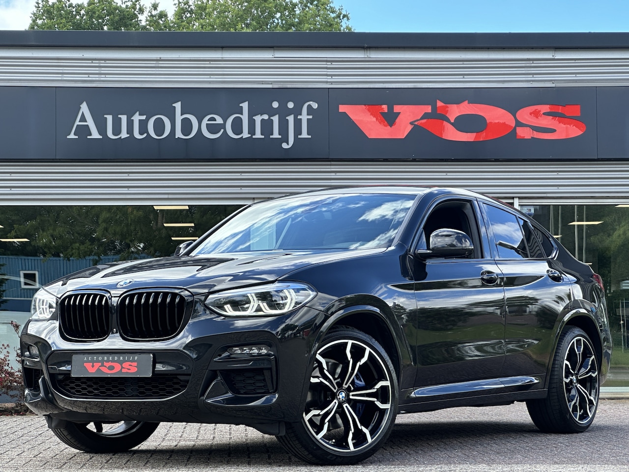 BMW X4 - M40i High Executive | 360 camera | 21" M Velgen | Memory | Trekhaak - AutoWereld.nl