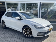 Volkswagen Golf - 1.0 TSI Life 50% deal 8.975, - ACTIE Carplay / LED / PDC