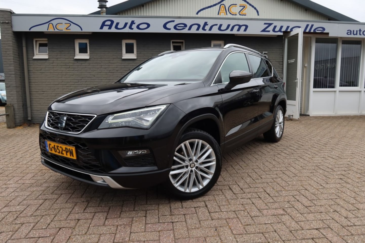 Seat Ateca - 1.5 TSI FR 1.5 TSI FR,  PANO , VIRTUAL COCKPIT , 360 CAMERA ENZ.... - AutoWereld.nl