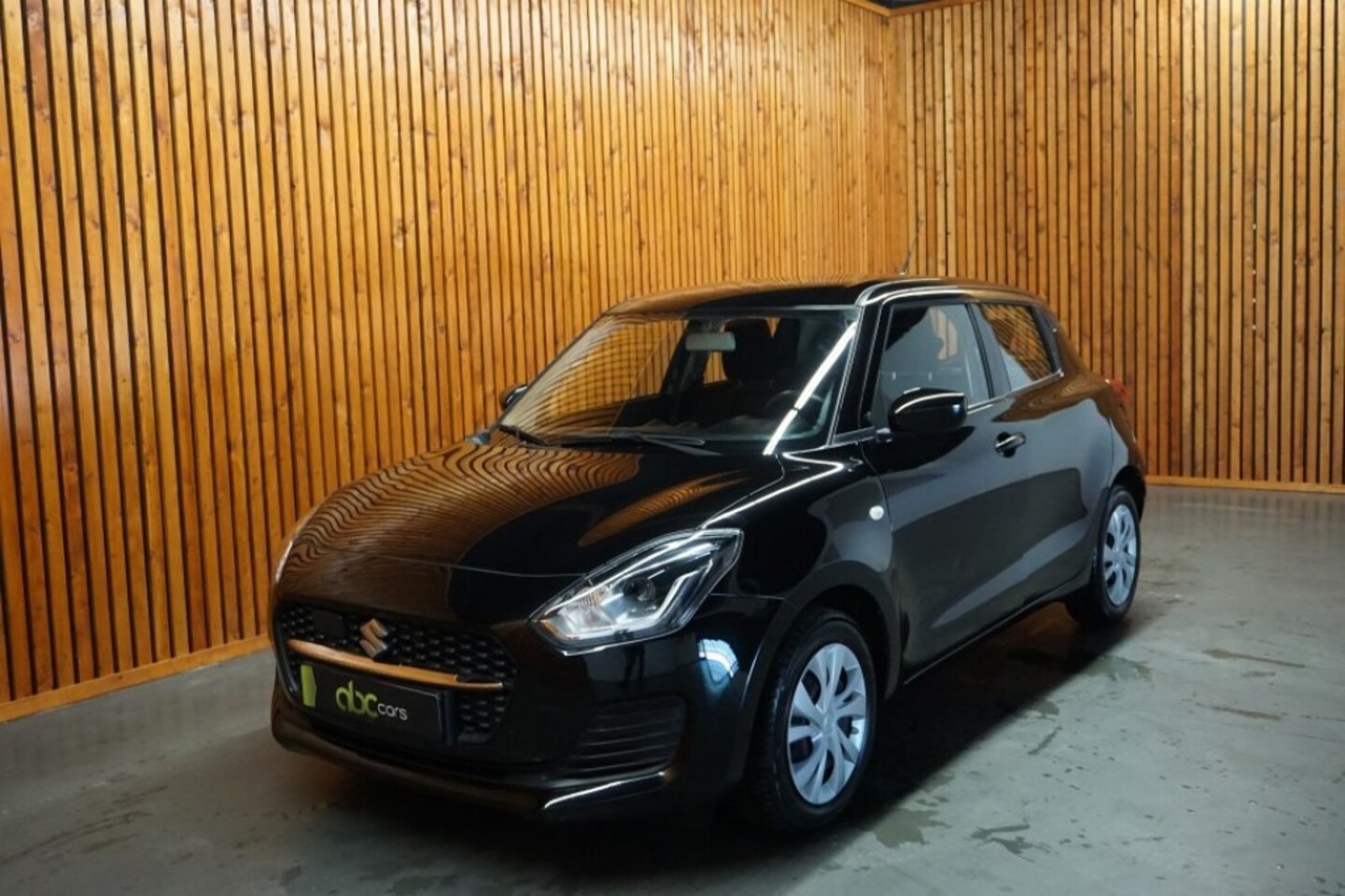 Suzuki Swift - 1.2 COMFORT SMART HYBDRID - AutoWereld.nl