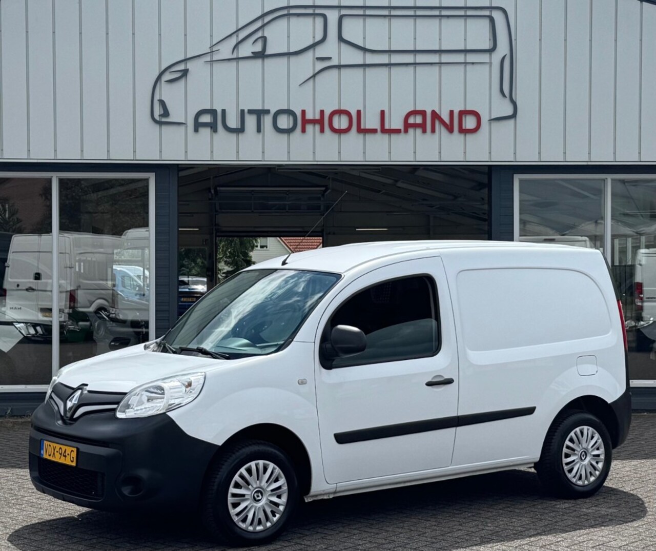 Renault Kangoo - 1.5 DCI 55KW 75PK EURO 6 AIRCO/ CRUISE CONTROL/ NAVIGATIE/ SCHUIFDEUR/ 100% DEALERONDERHOU - AutoWereld.nl